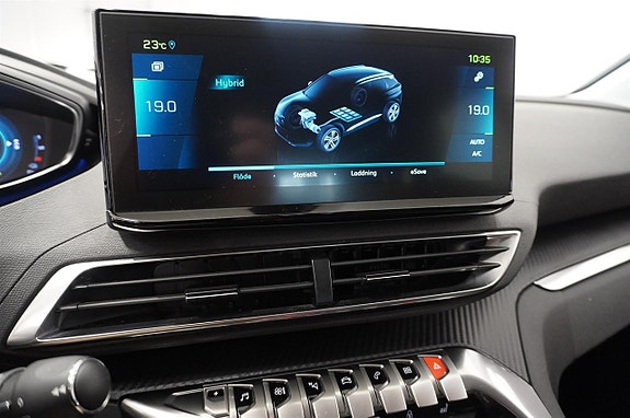 Peugeot 3008 12 of 13