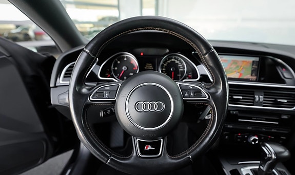 Audi A5 4 of 8