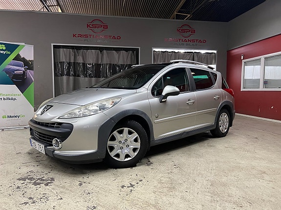 Peugeot 207 SW 2 of 8