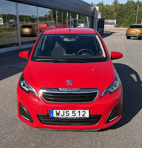 Peugeot 108 3 of 8