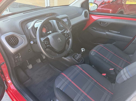 Peugeot 108 8 of 8