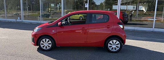 Peugeot 108 2 of 8