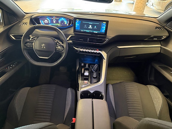 Peugeot 3008 10 of 17
