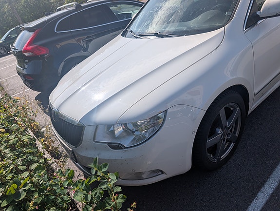 Skoda Superb 4 of 5
