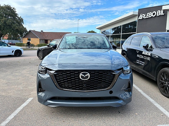 Mazda CX-60 2 of 6