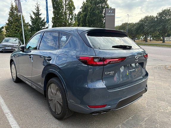 Mazda CX-60 4 of 6
