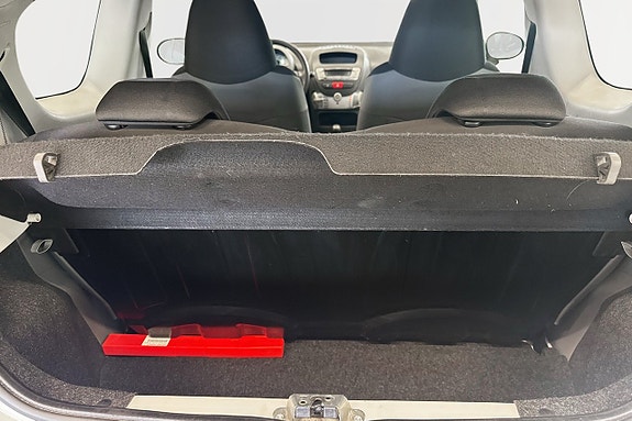 Toyota Aygo 10 of 10