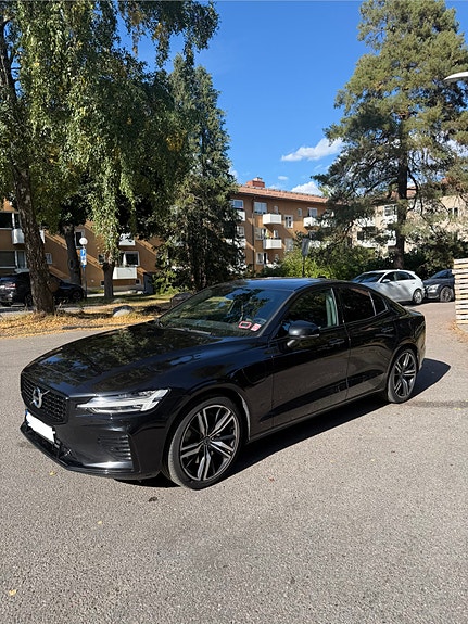 Volvo S60 2 of 10