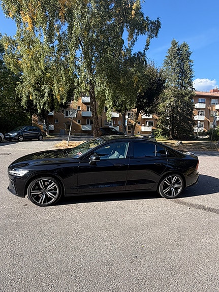Volvo S60 3 of 10