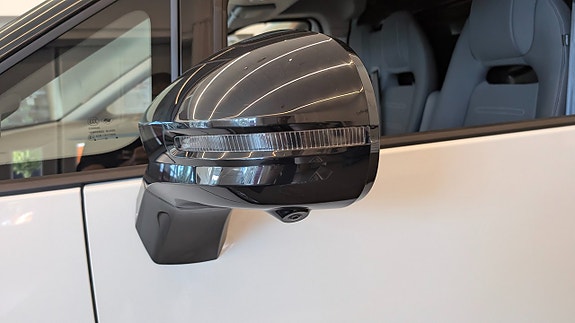 Maxus e-Deliver 5 8 of 10