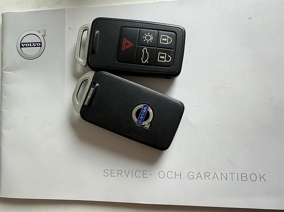 Volvo XC60 12 of 12