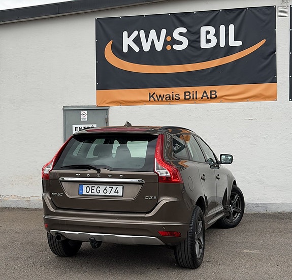 Volvo XC60 5 of 12