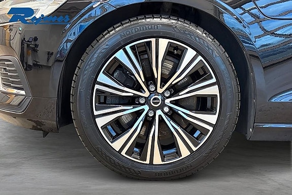 Volvo V60 10 of 22