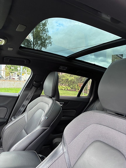 Volvo V60 9 of 12