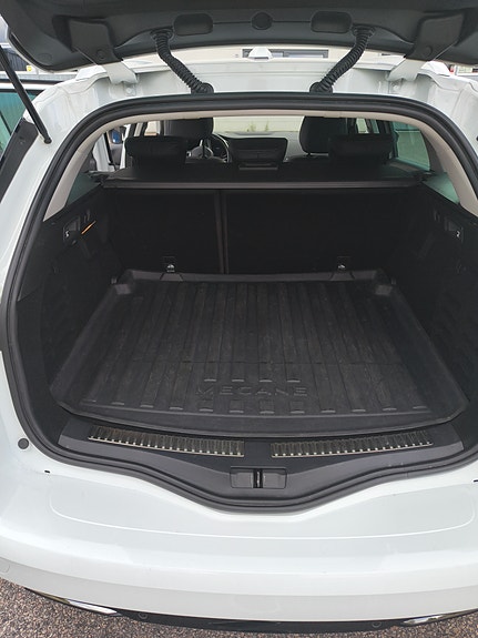 Renault Megane IV 11 of 16