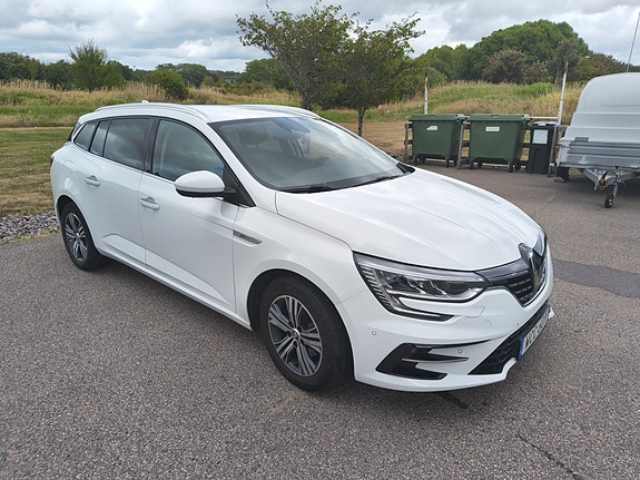 Renault Megane IV 16 of 16