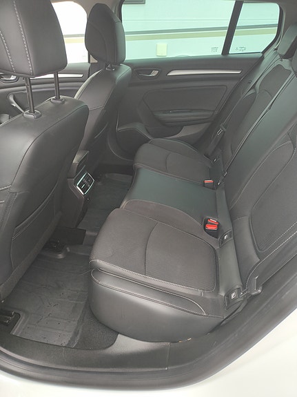 Renault Megane IV 9 of 16