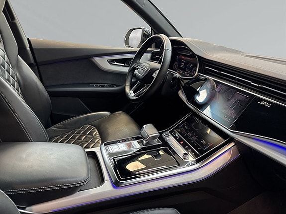Audi Q8 7 of 9