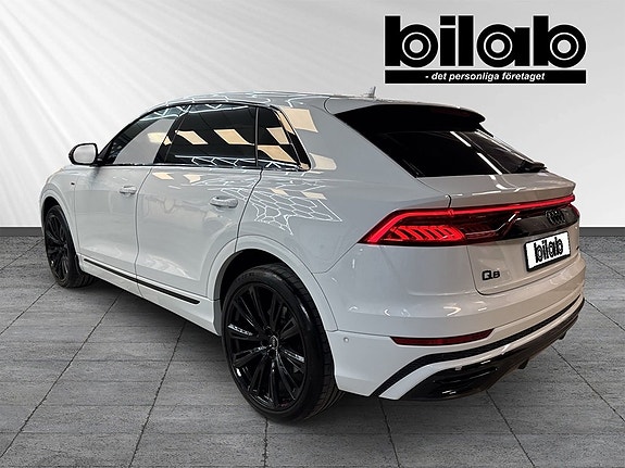 Audi Q8 3 of 9