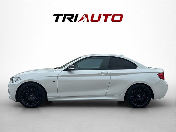 BMW M240i 3 of 13