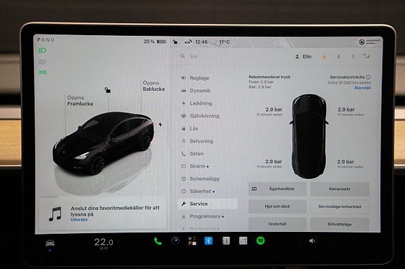 Tesla Model Y 22 of 22
