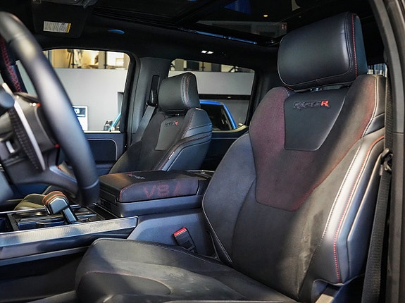 Ford F-150 17 of 30