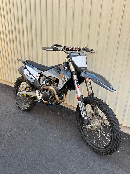Husqvarna 2 of 4