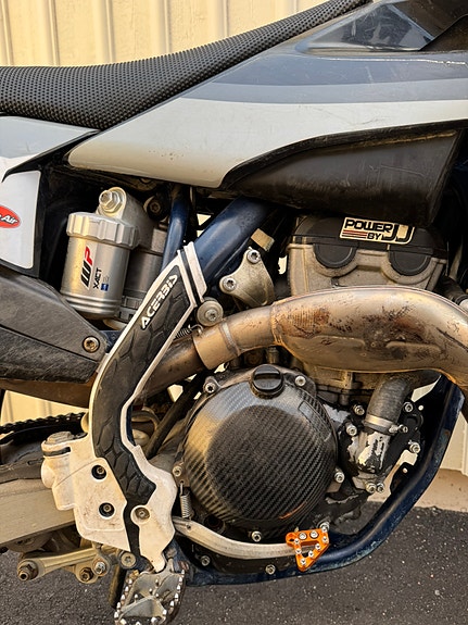 Husqvarna 3 of 4