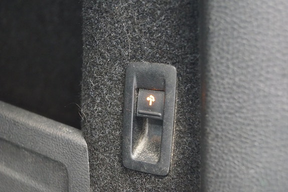 Volkswagen Passat 23 of 23