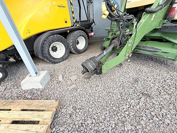 Krone 890 VFS/XC 80x90cm 7 of 9
