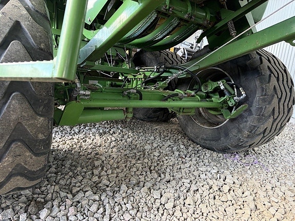 Krone 890 VFS/XC 80x90cm 3 of 9
