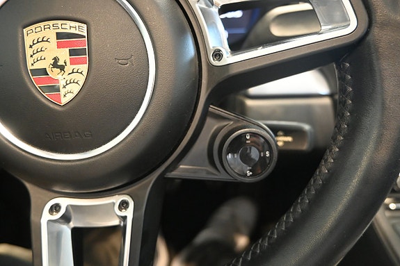 Porsche 718 Boxster GTS 23 of 26