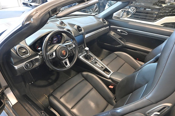 Porsche 718 Boxster GTS 11 of 26