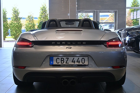 Porsche 718 Boxster GTS 9 of 26