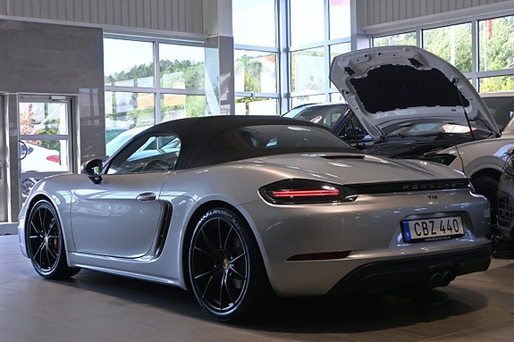 Porsche 718 Boxster GTS 3 of 26