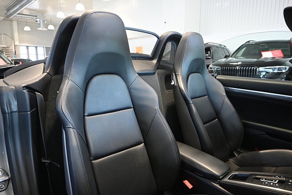Porsche 718 Boxster GTS 14 of 26