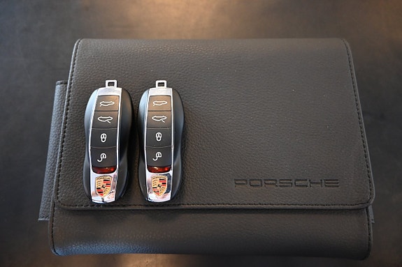 Porsche 718 Boxster GTS 24 of 26
