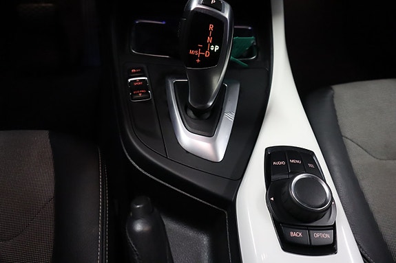 BMW 118d 17 of 22