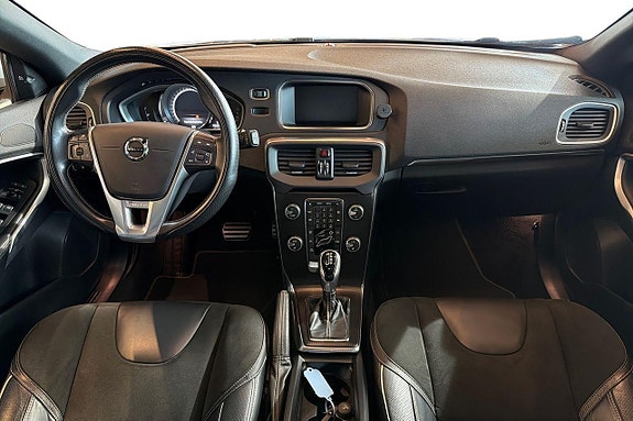 Volvo V40 11 of 20