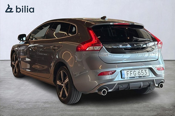 Volvo V40 4 of 20