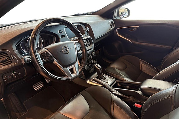 Volvo V40 10 of 20