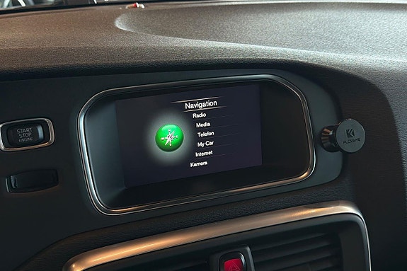 Volvo V40 17 of 20