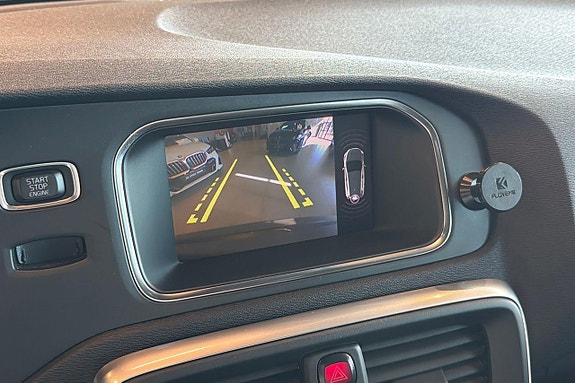 Volvo V40 18 of 20