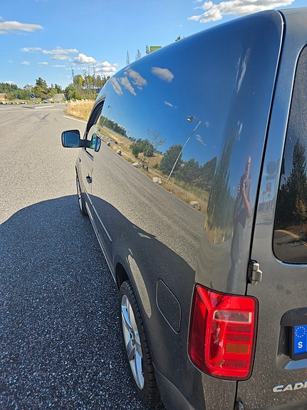 Volkswagen Caddy 3 of 5