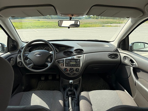Ford Focus 17 of 30