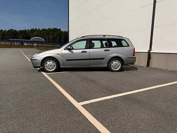 Ford Focus 2 of 30
