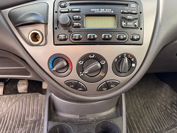 Ford Focus 20 of 30