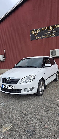 Skoda Fabia 2 of 10