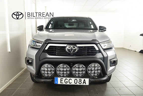 Toyota HiLux 4 of 17