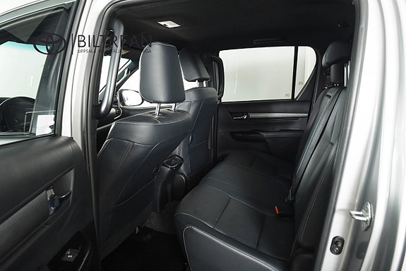 Toyota HiLux 6 of 17